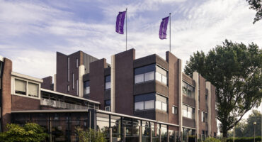 Smit Constructie traint 50 timmerlieden