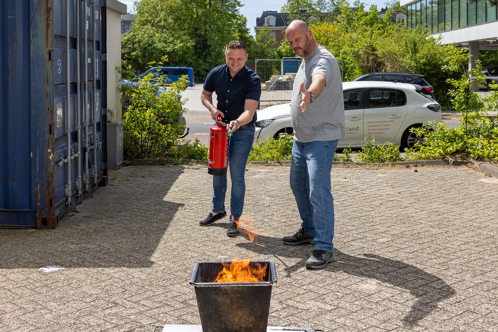 Combineer je onderhoud aan preventiemateriaal met een incompany training. Zo werken jouw brandblussers altijd optimaal!